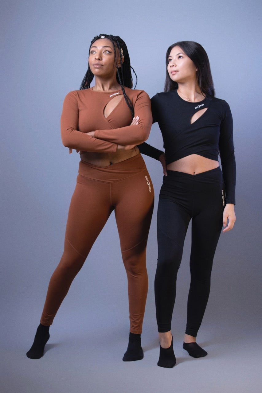 Brown crossover t-shirt