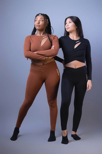 Brown crossover t-shirt